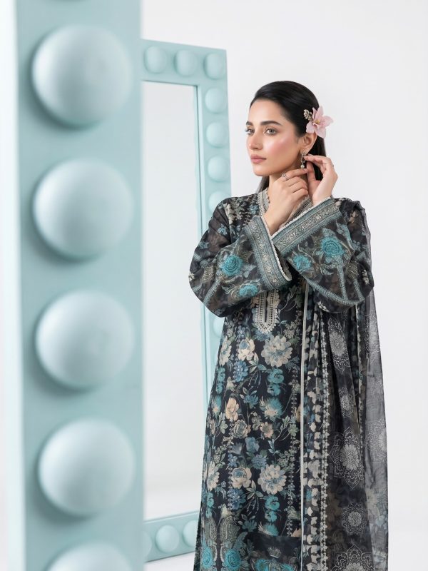 3PC Crystal Embroidered Lawn | Summer Collection | View | Bin Nisar Pakistani Clothing